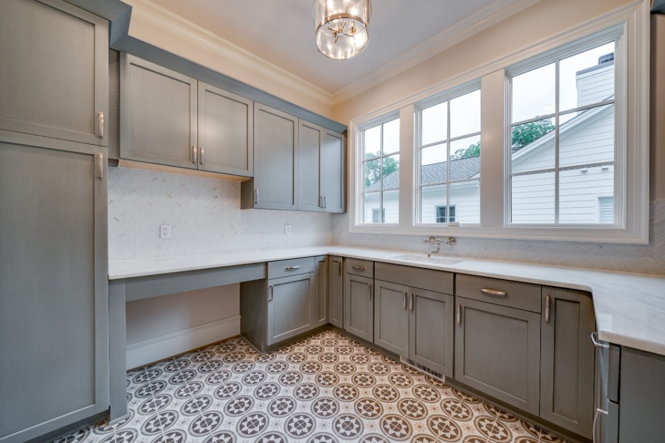 Eudora Colony Willow Brush Gray