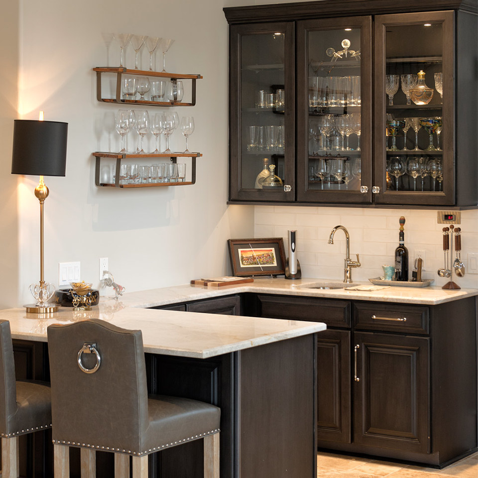 DOOR STYLE: Kith Jamestown COLOR: Charcoal Vintage