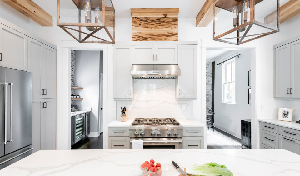 Door Style: Cottage Color: Willow Gray