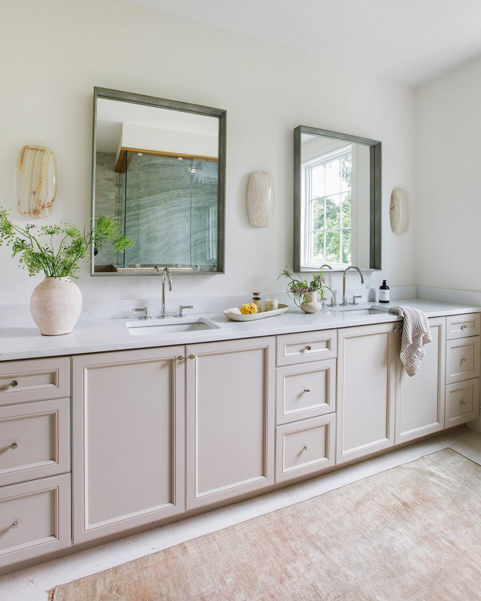 KITH Eudora Brighton door in Beige Created by Jilco Kitchen and Bath