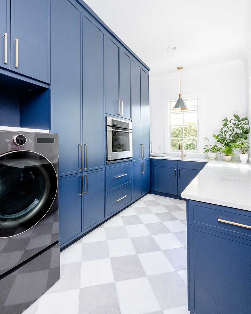 Created by Jilco Kitchen and Bath @jilcokitchenandbath Arnett Construction @arnettconstruction Photographer: Ruta Smith for CHD Magazine @rutasmithphoto Door Style/Color: Mouser Portrait door in Naval
